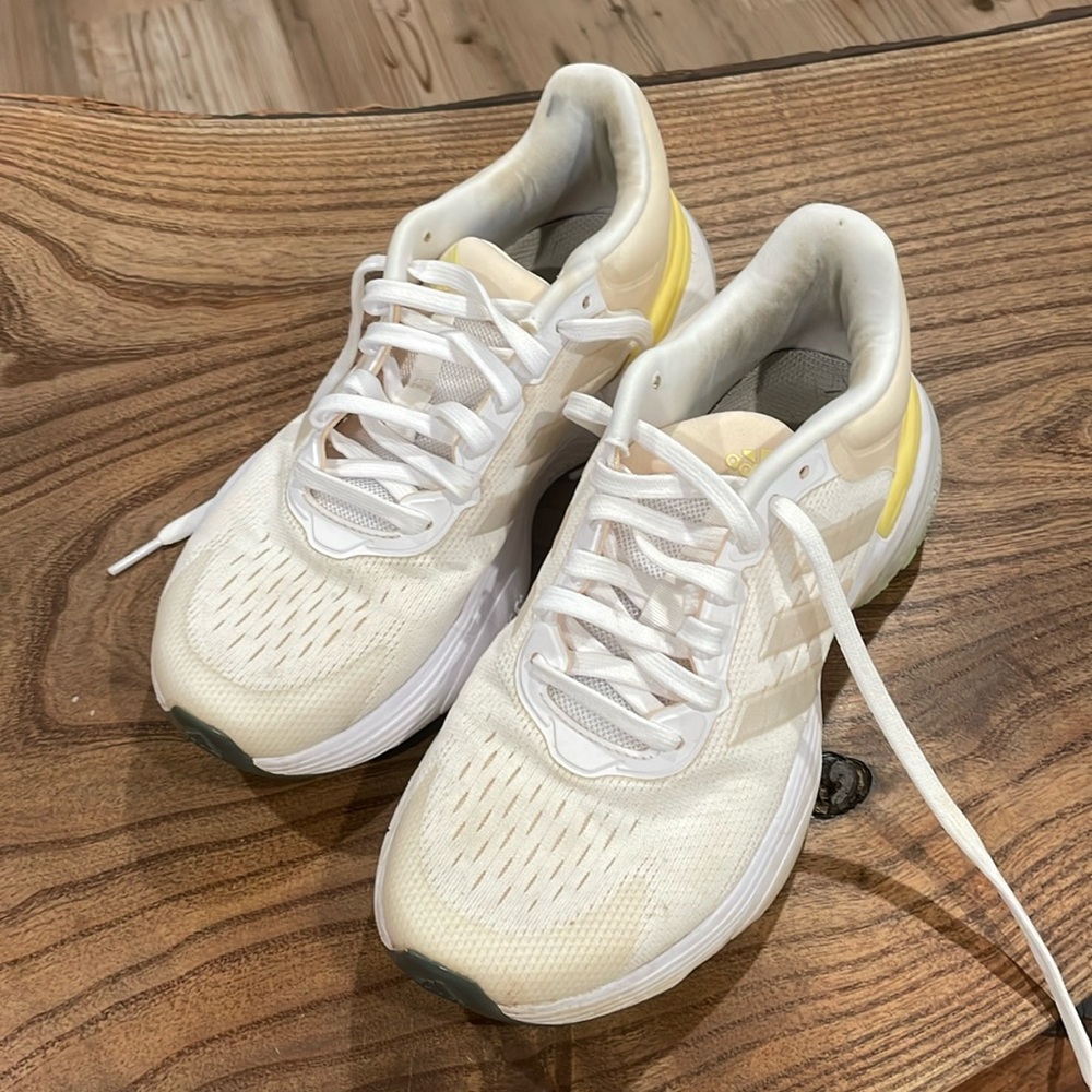 Adidas bounce
